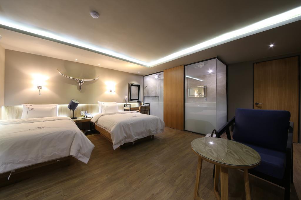 Avenue Hotel Чонджу Экстерьер фото