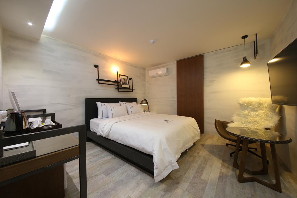 Avenue Hotel Чонджу Экстерьер фото