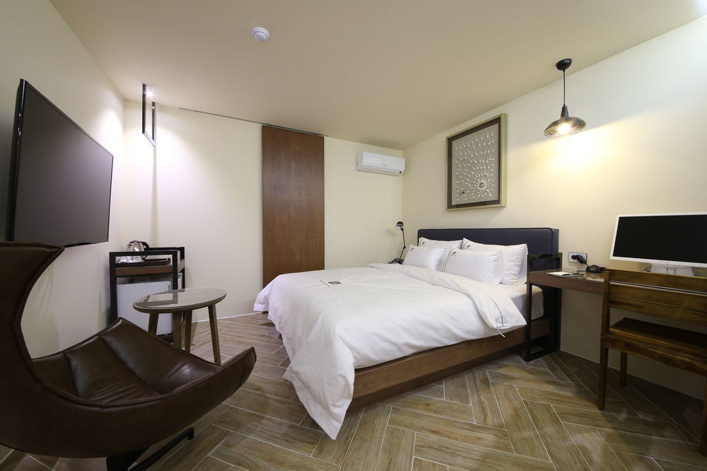 Avenue Hotel Чонджу Экстерьер фото